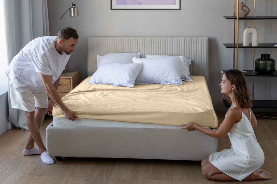 Простыня на резинке Трикотажная манго