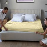 Простыня на резинке Трикотажная нежно-желтая