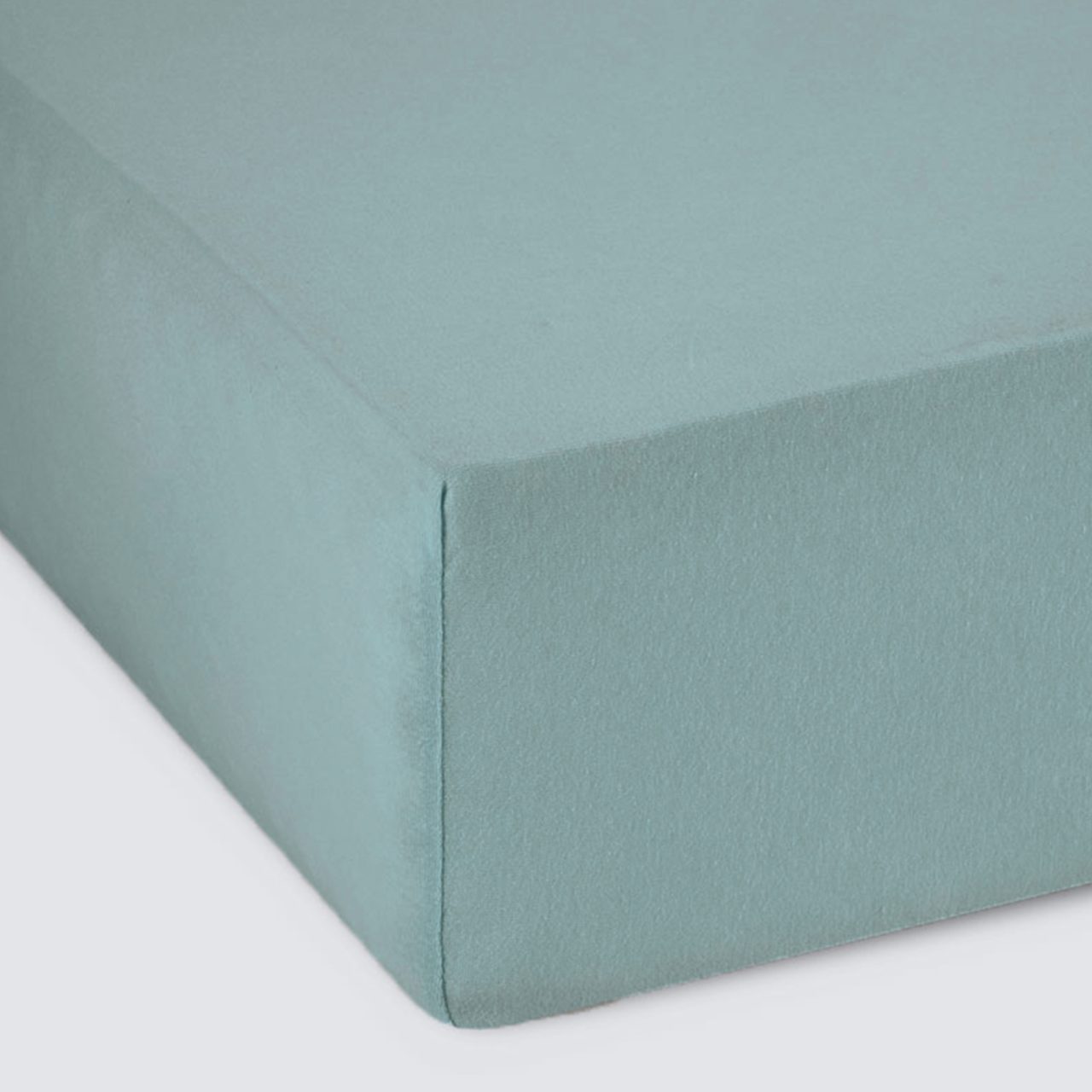 Простыня на резинке Трикотажная голубая ель