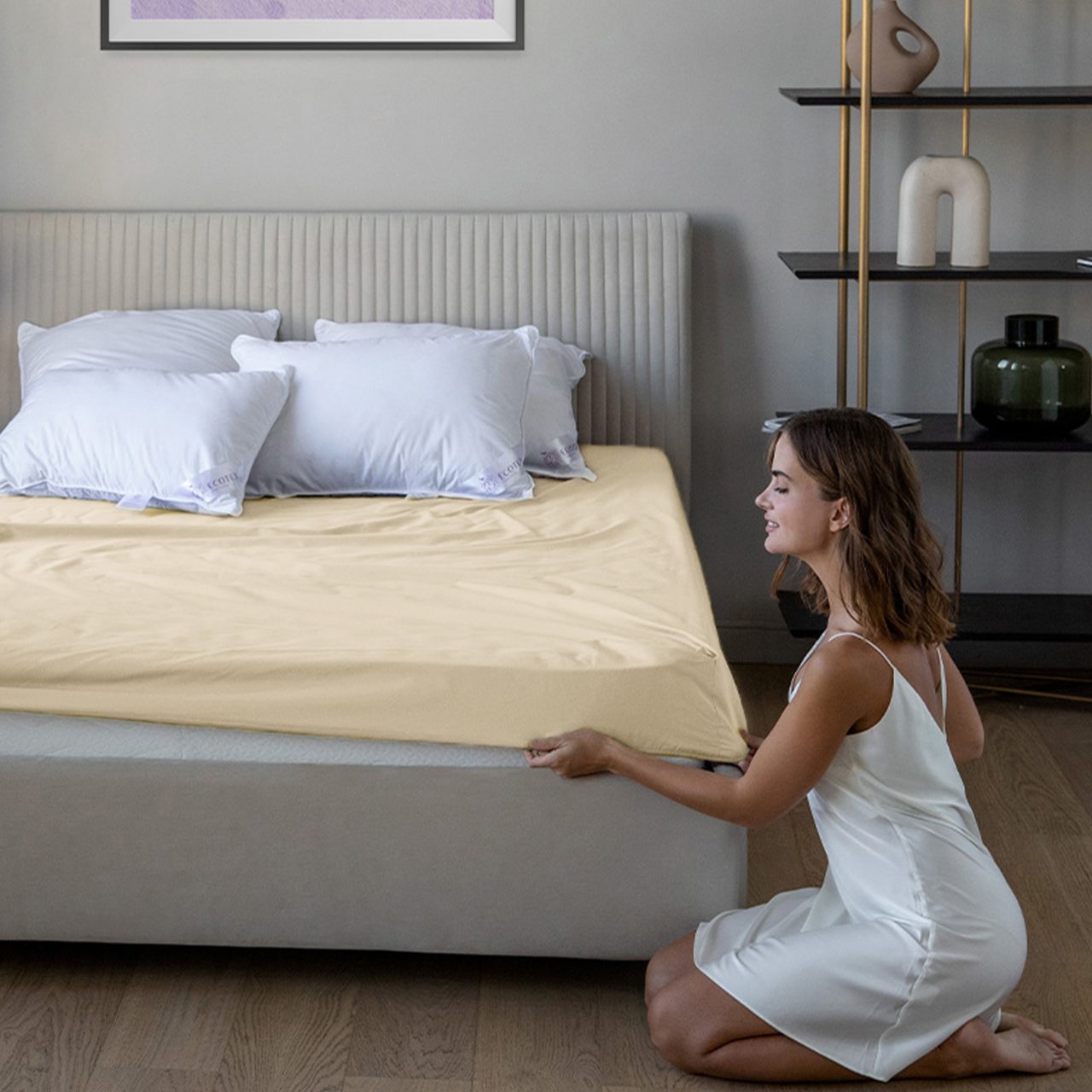 Простыня на резинке Трикотажная бежевая