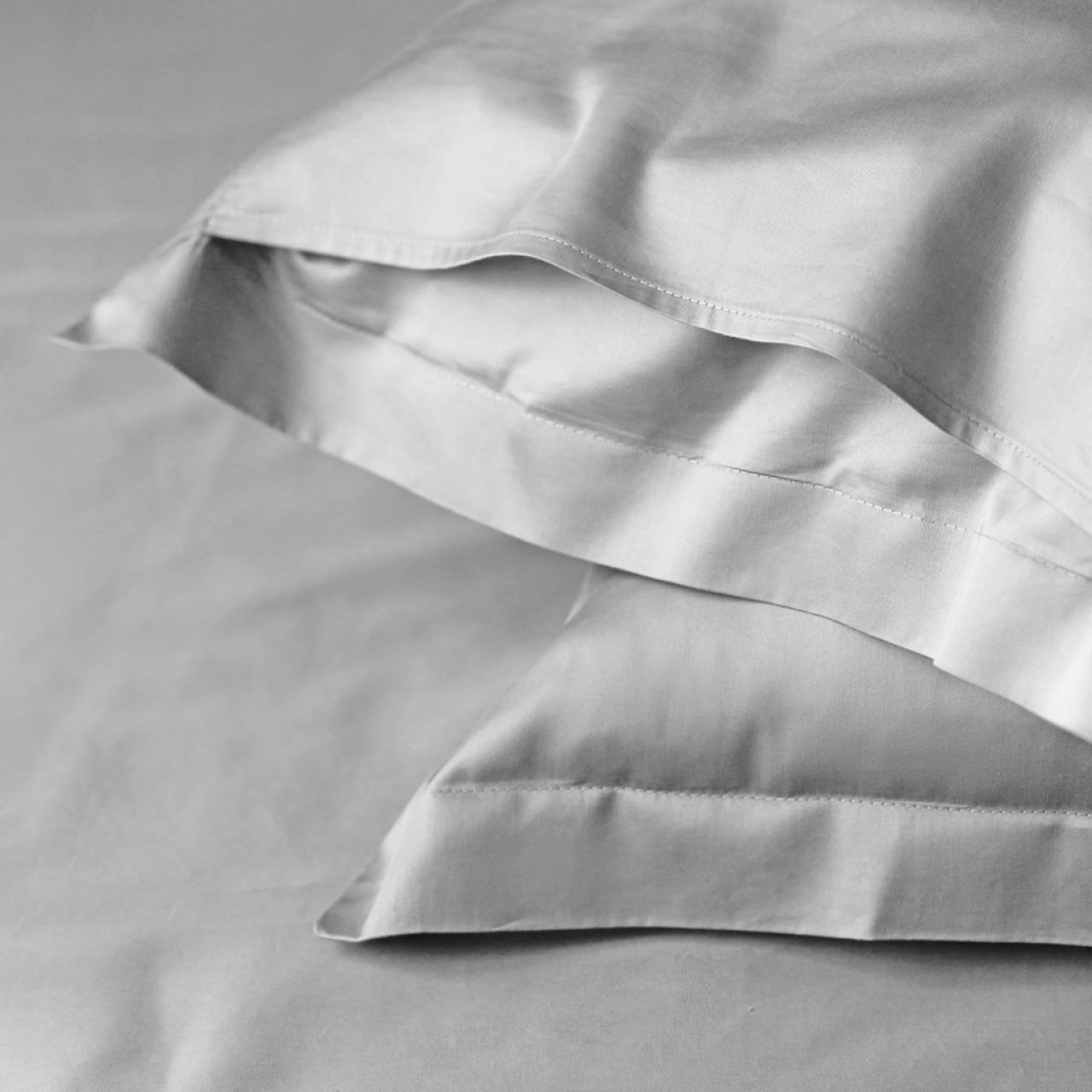 Спальный комплект Моноспейс с одеялом серый