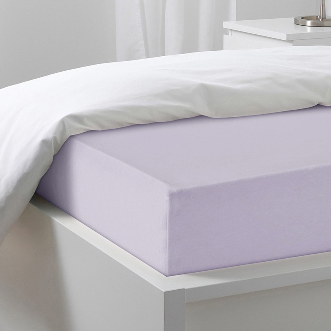 Простыня на резинке Трикотажная лиловая